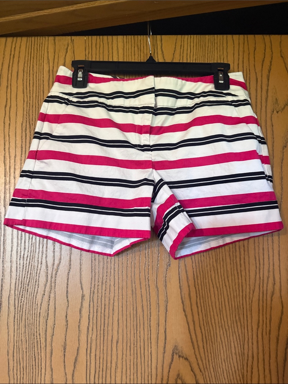 New York & Company White Pink Black Striped Women’s Shorts